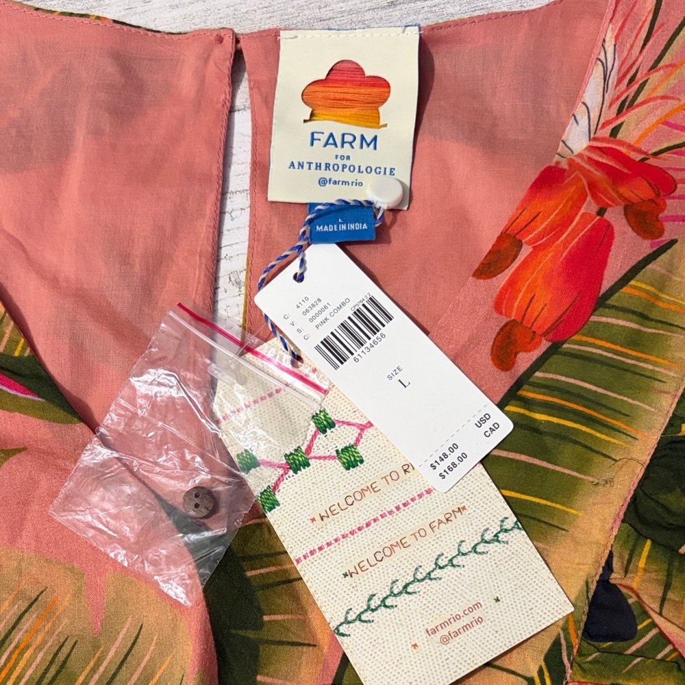 FARM Rio Yasmine Parrot Ruffle Blouse Size Large NWT - Picture 7 of 14